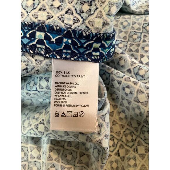 Tommy Bahamas Men's Blue Washable 100% Silk Geometric Button up Shirt Sz XL - Picture 4 of 5